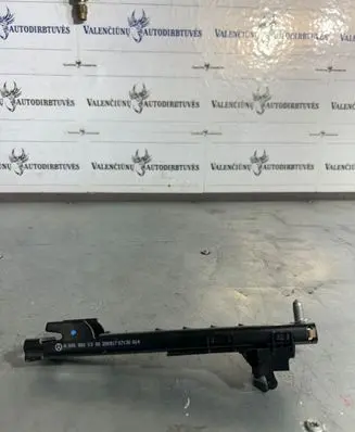 Mercedes-Benz GLC X253 C253 Seat belt height adjuster A0008600388