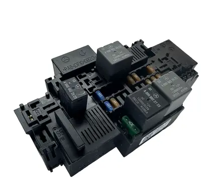 Mercedes-Benz GLC X253 C253 Fuse module a2229063805