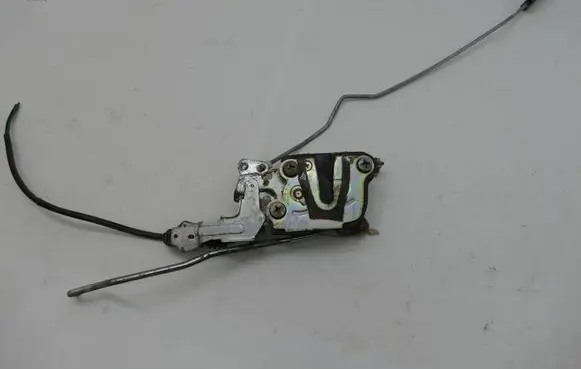 Opel Monterey Front door lock