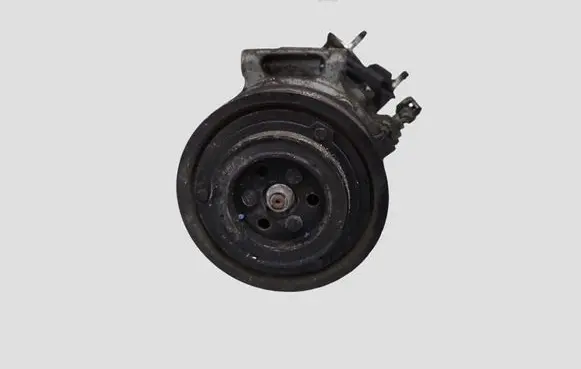 Volvo XC60 Air conditioning (A/C) compressor (pump) 31332528