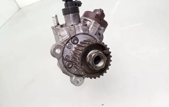 Fuel injection high pressure pump