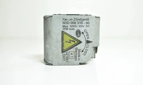 Audi A6 S6 C6 4F Headlight ballast module Xenon 5DD00831950