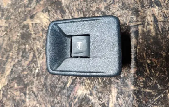 Dacia Sandero Electric window control switch 2823R 00235634T056