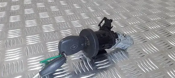 Renault Kangoo II Ignition lock 8200405701