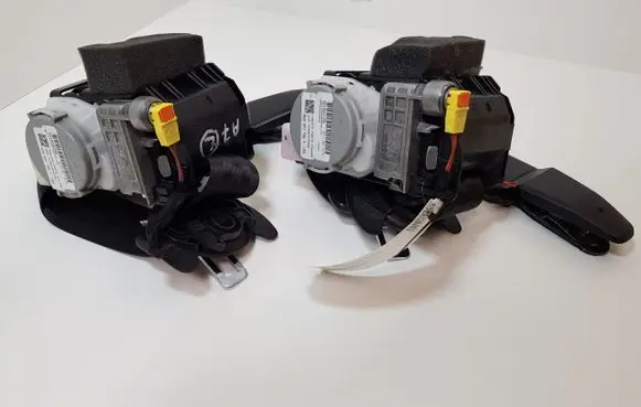 Audi A7 S7 4G Front seatbelt 4G8857705F 4G8857706M