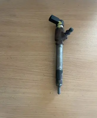 Land Rover Discovery 3 - LR3 Fuel injector 7H2Q9K546CB