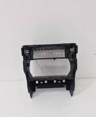Audi A4 S4 B7 8E 8H Climate control/heater control trim 8H0858005