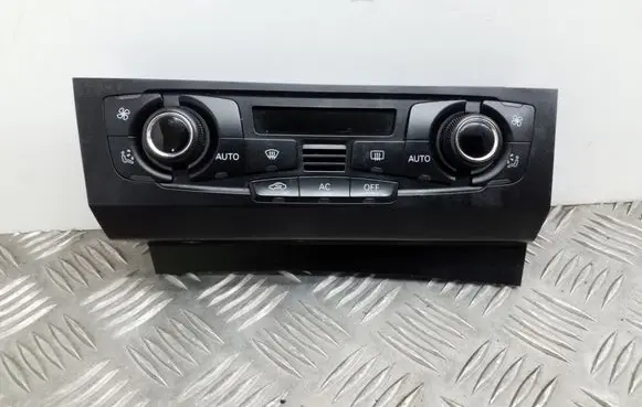 Audi A4 S4 B8 8K Climate control unit 8T2820043S