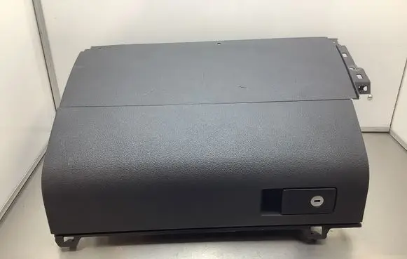 Volkswagen Touran II Glove box 1T1857101B