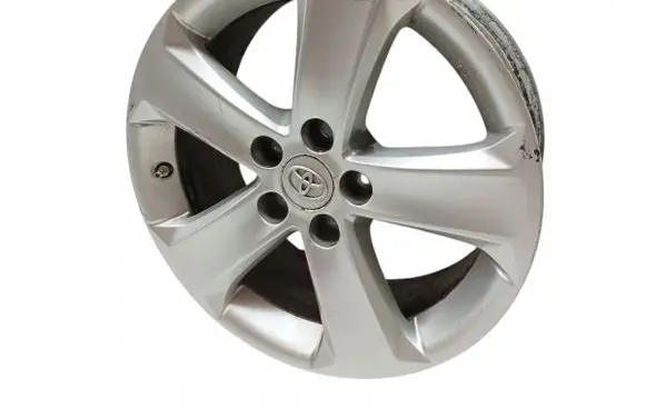 Toyota RAV 4 (XA40) R17 alloy rim 