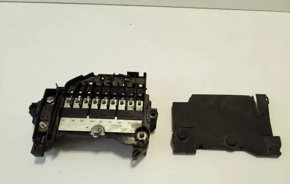 Volvo V40 Cross country Fuse module 30659192 313375351