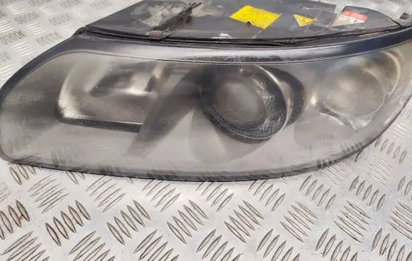 Volvo V50 Headlight/headlamp 30698889