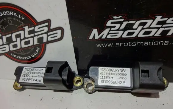 Audi A4 S4 B5 8D Airbag deployment crash/impact sensor 8D0959643B