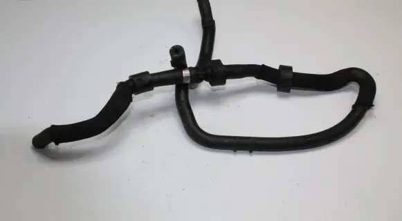 Volkswagen Golf VII Engine coolant pipe/hose