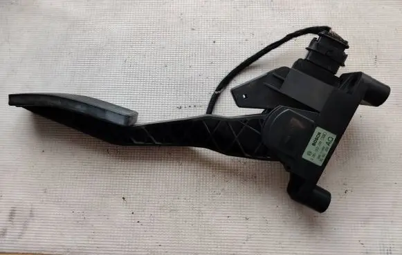 Opel Zafira A Accelerator throttle pedal 0281002298 90581208 28501586