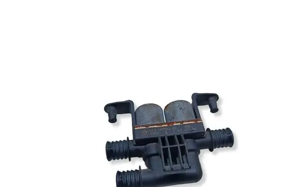 BMW X5 E70 Coolant heater control valve 6910544 64116910544