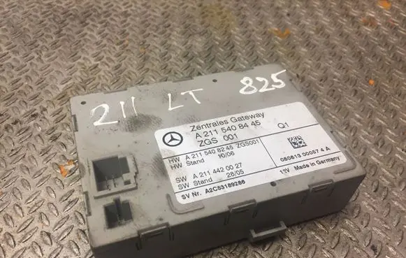 Mercedes-Benz E W211 Gateway control module 2115408445 A2115408445
