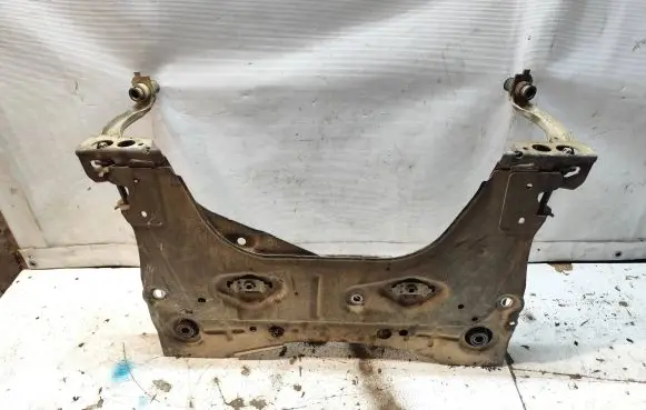 Renault Modus Front subframe