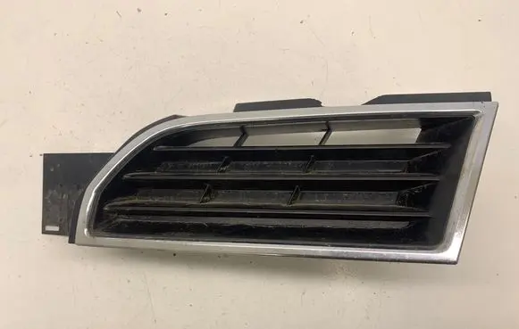 Mitsubishi Carisma Front bumper lower grill MR914637LH MR913905LH