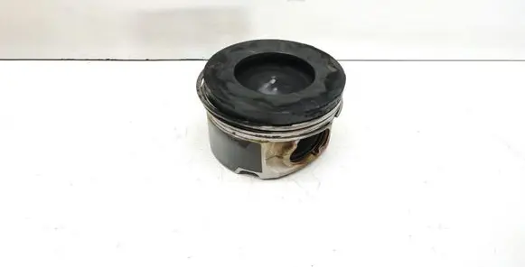 BMW 5 F10 F11 Piston 