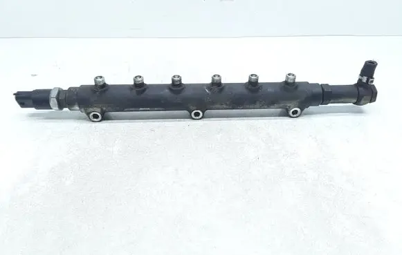 Volvo S60 Fuel main line pipe 8658252 0445215010