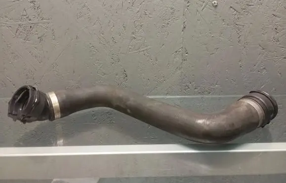BMW 5 F10 F11 Engine coolant pipe/hose 7789742 126784