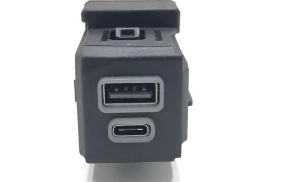 Jeep Compass USB socket connector 68480124AB