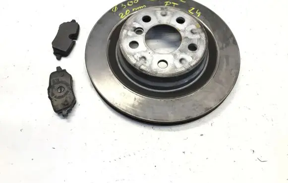 BMW 2 Active Tourer U06 Rear brake disc 6891086