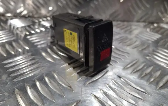 Audi A4 S4 B5 8D Hazard light switch 8D0941509D