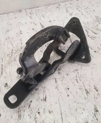 Volvo V70 Tailgate/trunk/boot hinge 8643157