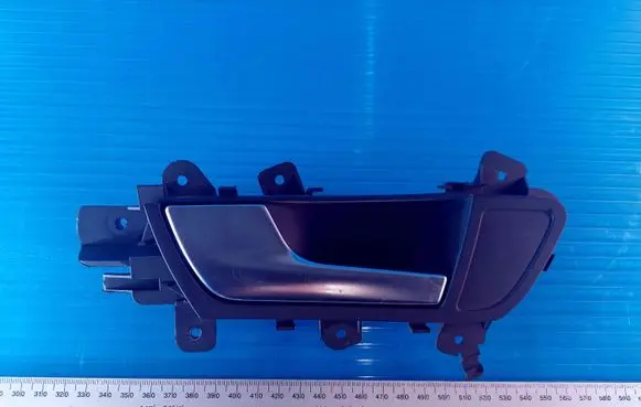 Audi A4 S4 B8 8K Front door interior handle 8K0839019