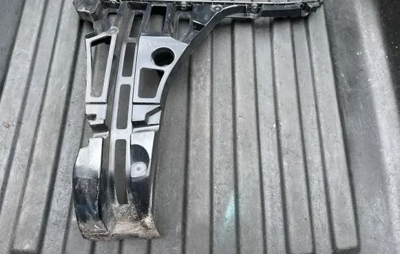 Mercedes-Benz S W222 Rear bumper mounting bracket A2228850421 16574 A2228808300