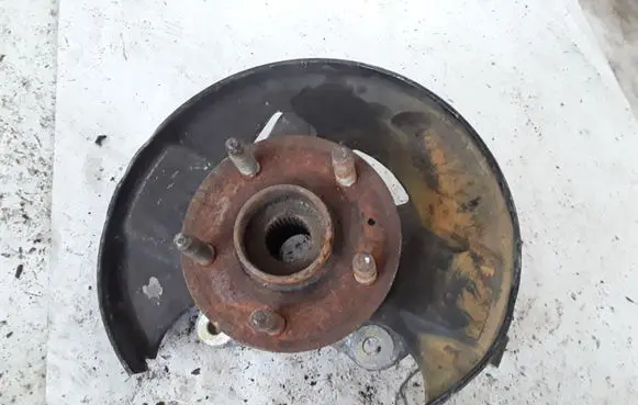Opel Insignia A Front wheel hub 1009464