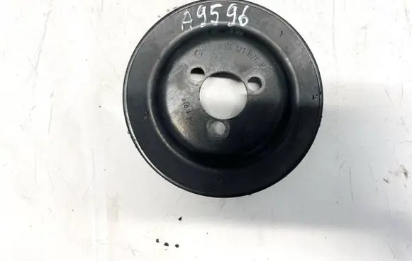 Seat Ibiza IV (6J,6P) Water pump pulley 03D121028B