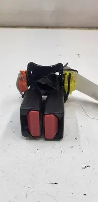 Volvo V60 Rear seatbelt buckle 20131128