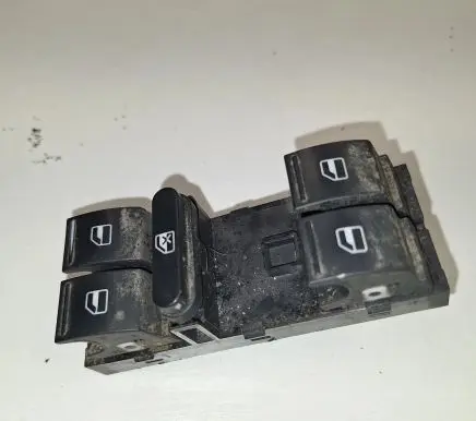 Seat Leon (1P) Electric window control switch