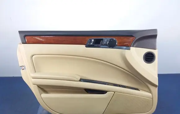 Volkswagen Phaeton Door card panel trim set 