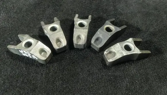 Volvo V70 Fuel Injector clamp holder