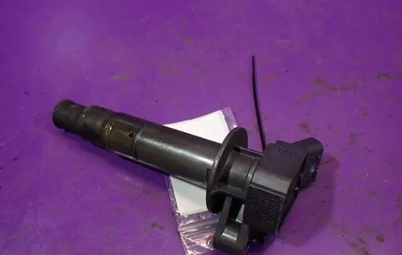 Toyota Avensis Verso High voltage ignition coil