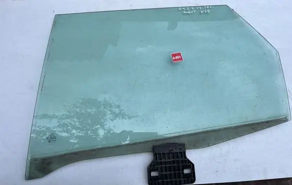 Audi A4 S4 B7 8E 8H Rear door window glass 43R00081