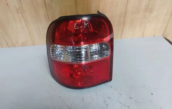 KIA Sportage Rear/tail lights 0k08051140l