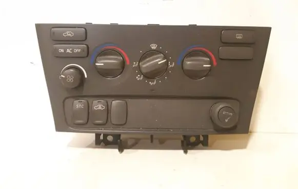 Volvo S60 Climate control unit 8651240