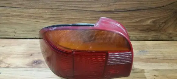 Ford Mondeo MK I Rear/tail lights 93bg13n004db