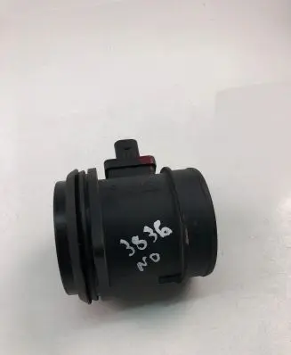 Volvo V70 Mass air flow meter 31216661