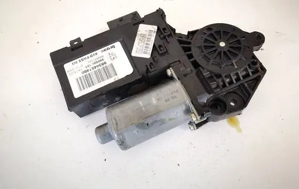 Peugeot 307 Front door window regulator motor 9634457480 990829-101