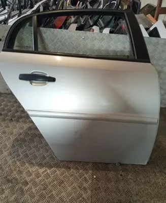Opel Vectra C Rear door