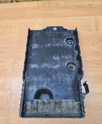 Volvo V40 Battery tray 31301934