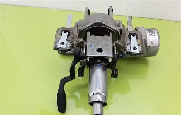 Fiat Grande Punto Power steering pump 51892261