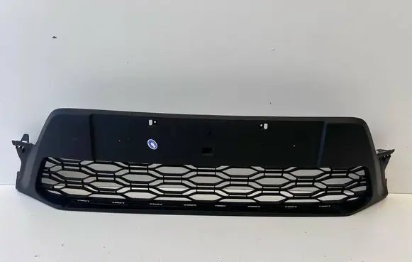 Dacia Sandero II Front bumper lower grill 622541081R