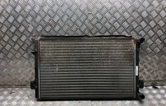 Coolant radiator